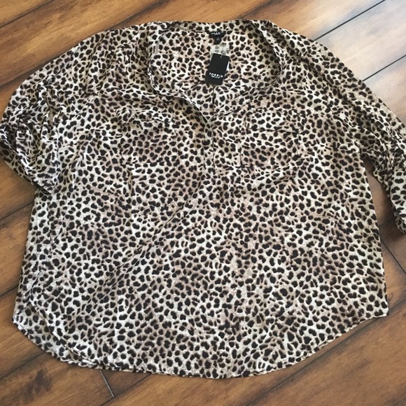 torrid Tops - Torrid Leopard Print Top, Size 3